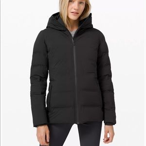 Lululemon Sleet Street Jacket in Olive Green
